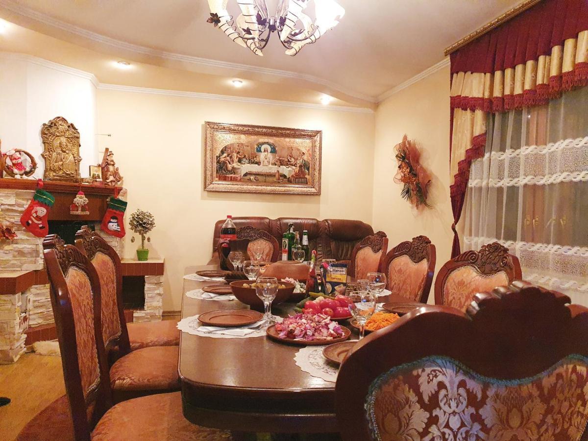 Мирослава Lazeshchyna Extérieur photo