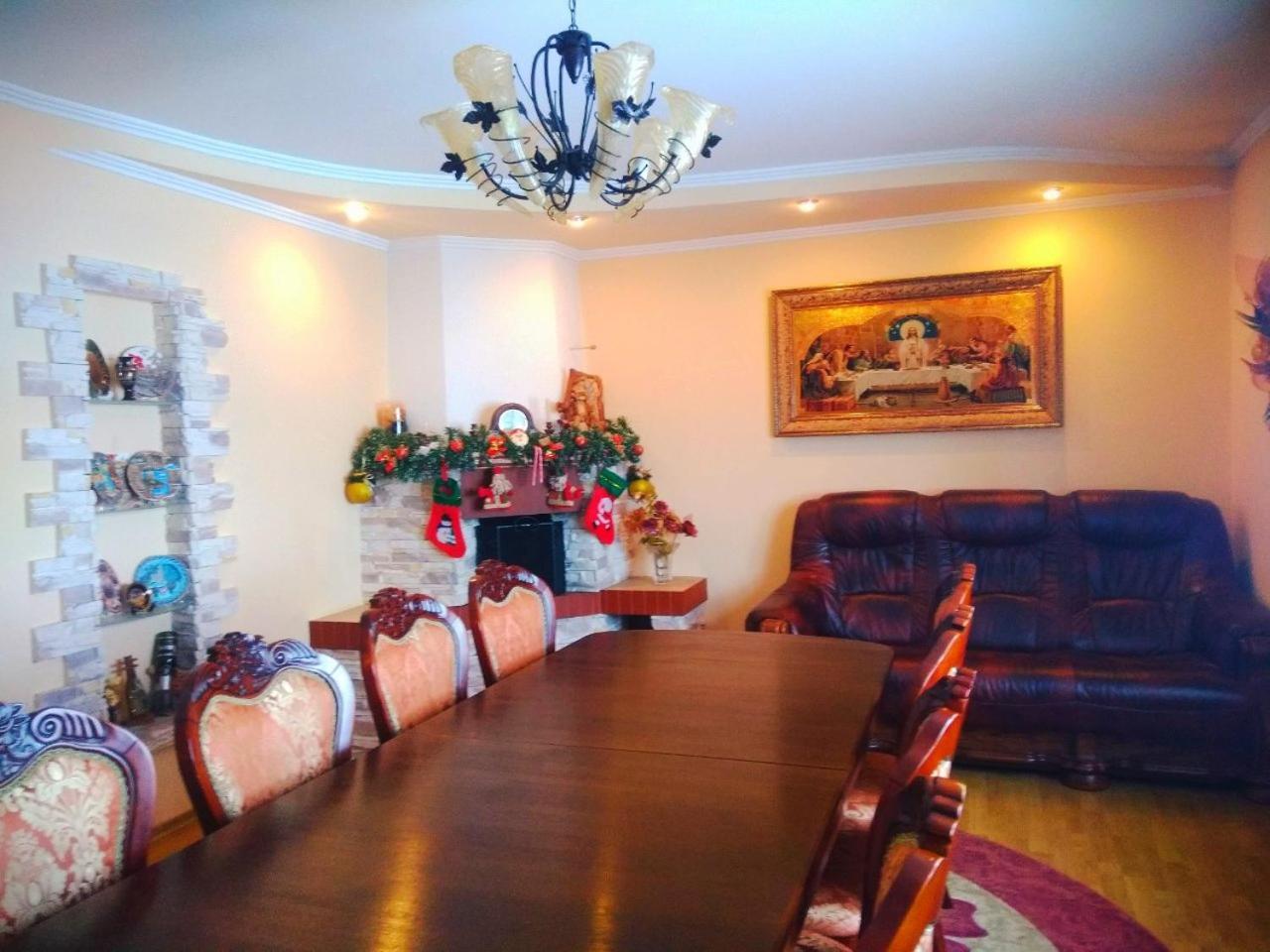 Мирослава Lazeshchyna Extérieur photo